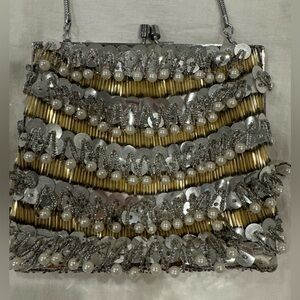 Vintage handmade in Hong Kong pearl and sequin evening bag.